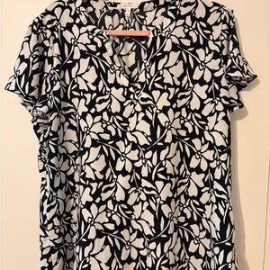 Chic Monochrome Floral Women's Blouse